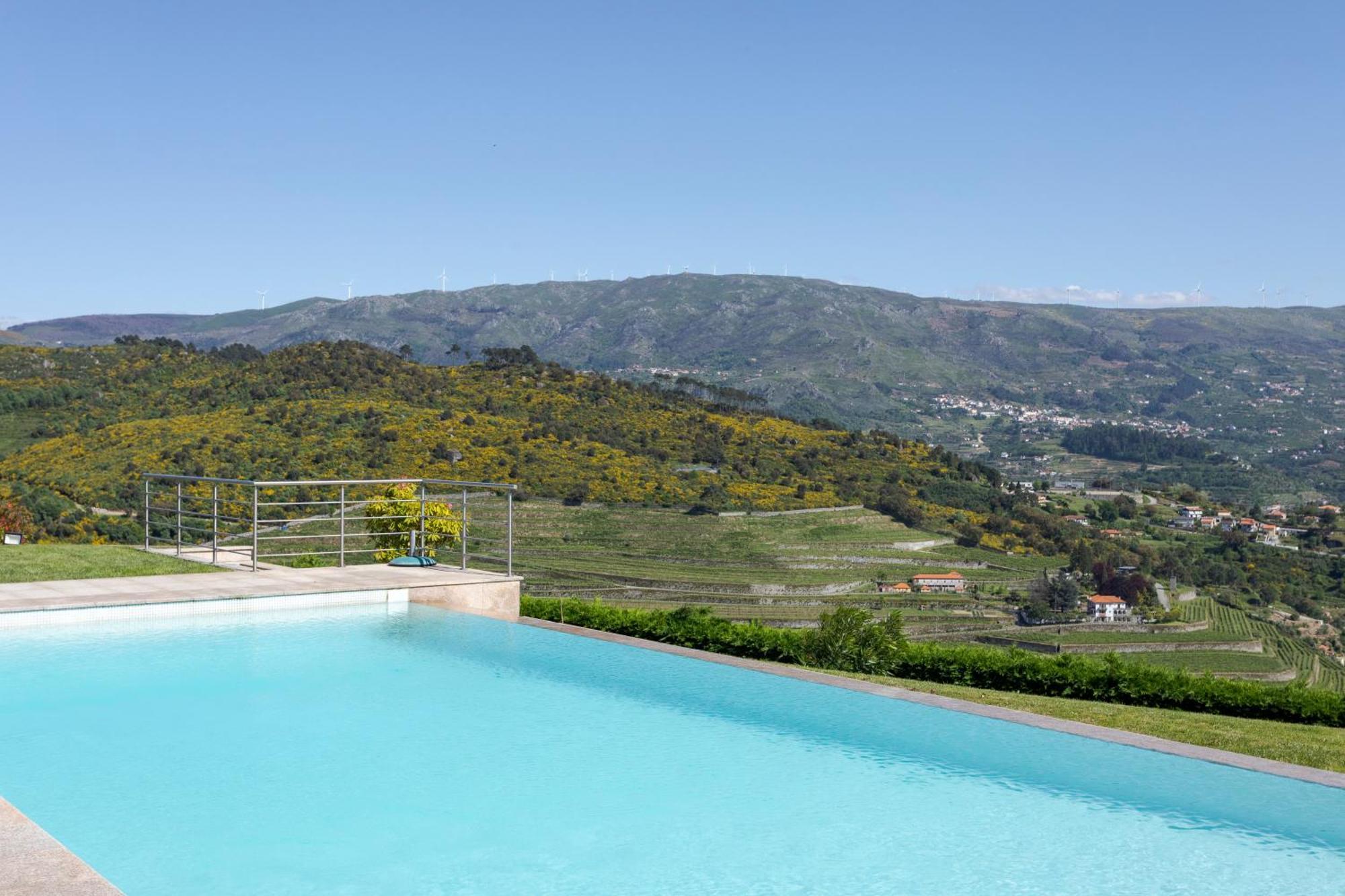 Spacious Villa Pool & Douro View By Host Wise Santa Marinha do Zêzere Exterior foto